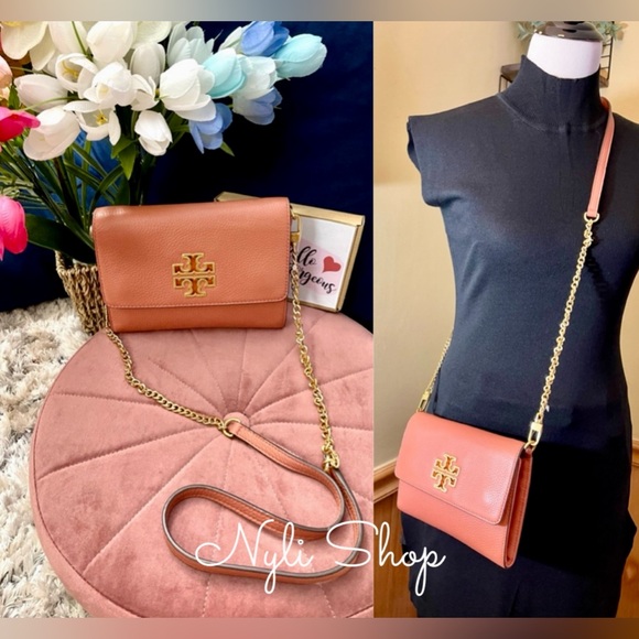 Tory Burch Handbags - ❌SOLD❌   🌸ON SALE🌸  Brand New Tory Burch Crossbody Bag 100% Authentic leather!